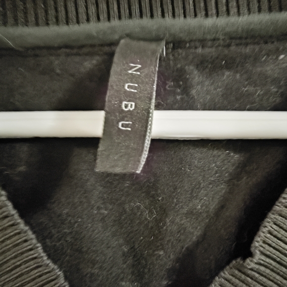 NuBu Bottom lace hem extra cozy sweater. - Picture 3 of 5